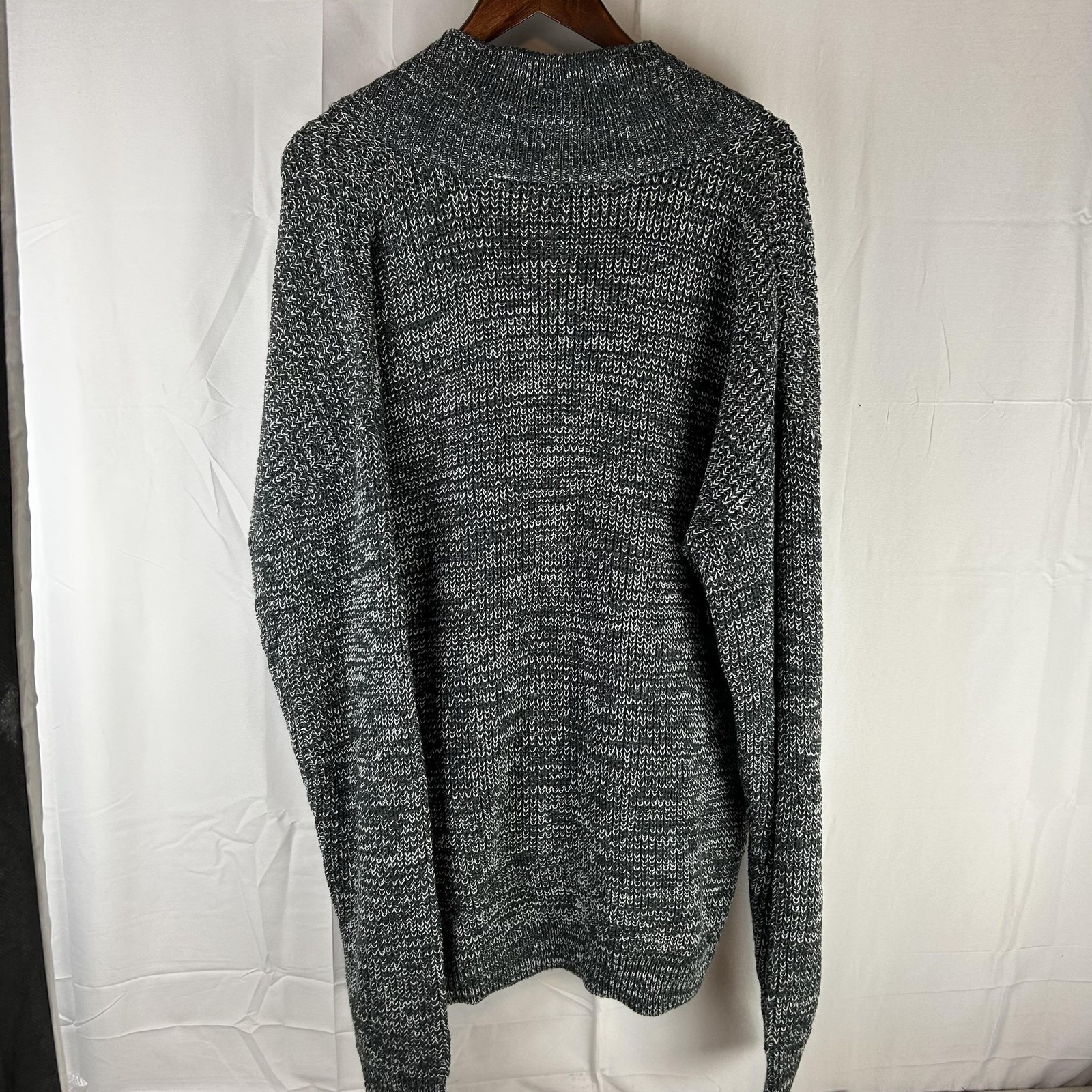 West Louis Sweater Mens L Gray Shawl Collar Button Front Knit Cardigan Oversize — image 8 of 8